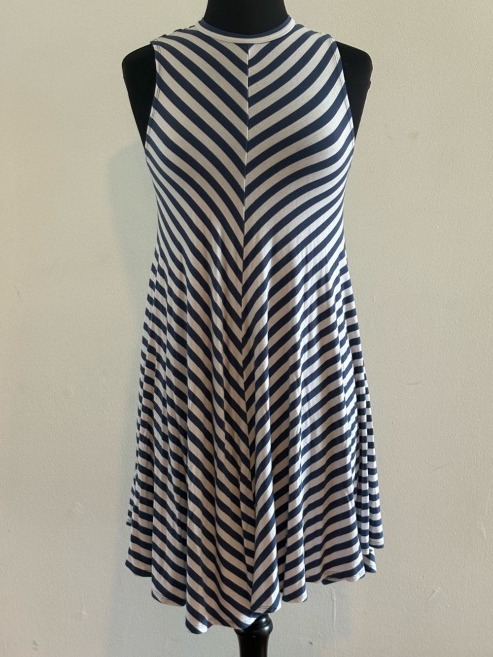 Tucker + Tate Navy and White Striped A-Line Dress Asymmetrical Bottom XL